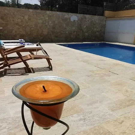 Salgas Montrás