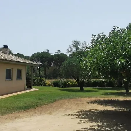 Salgas Casa rural Mont-ras (Montrás)