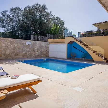 Salgas Country house